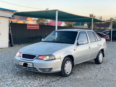 Daewoo: Daewoo Nexia: 2010 г., 1.5 л, Механика, Бензин, Седан