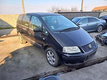 c4 2007: HAUBA,PRSA,DESNI FAR ZA VOLKSWAGEN SHARAN OD 2001. DO 2005. GOD — 1