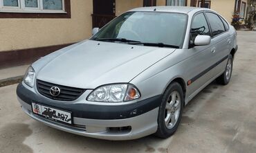 Toyota: Toyota Avensis: 2000 г., 1.8 л, Автомат, Бензин, Хэтчбэк