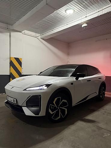 Changan: Changan : 2025 г., 1.5 л, Автомат, Электромобиль, Кроссовер — 5