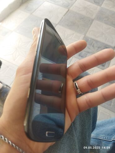 samsung a74 fiyat: Samsung Galaxy J3 2016, 8 GB, rəng - Qara, İki sim kartlı
