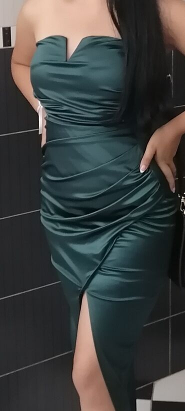 zara haljine prodaja: M (EU 38), color - Green, Evening, Without sleeves