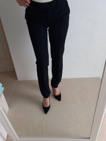 dsquared farmerke crne: Vero Moda nove pantalone -36/S. Elegantne, tanji lagani materijal
