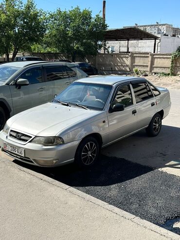 Daewoo: Daewoo Nexia: 2009 г., 1.5 л, Механика, Бензин, Седан