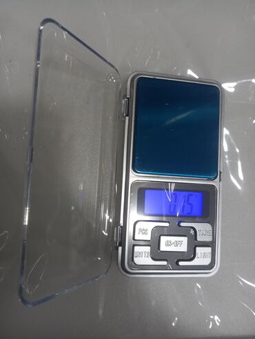 gencede ikinci el: QIZIL TƏRƏZİSİ. 1q-200 q.1q-500 q.1q-1000 q. qramadək.yeni .ünvan Bakı