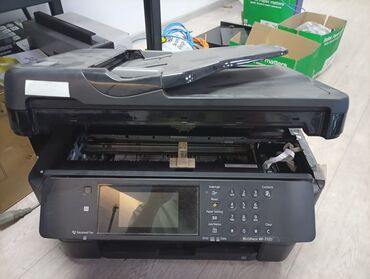 wifi: Продаю Epson 7720 на запчасть Включается с ошибкой ф1 головка целый