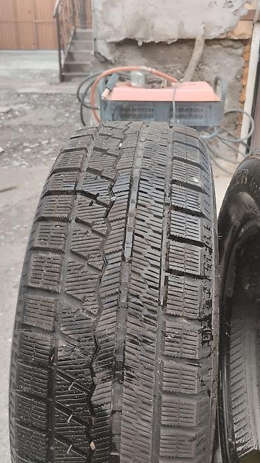 Шины: Комплект зимних автомобильных шин 195/65 R15. На фото видно 4 — 3
