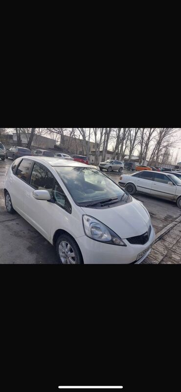 баткен фит: Honda Fit: 2008 г., 1.3 л, Автомат, Бензин, Хетчбек