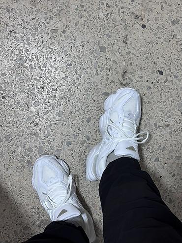 nb 9060: Мужские кроссовки, 41.5, New Balance, Новый, цвет - Белый — 2