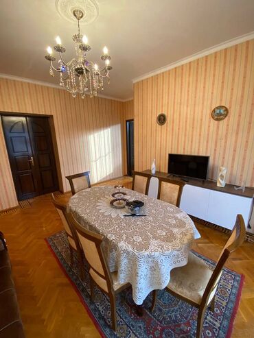 Uzunmüddətli kirayə mənzillər: 28 may metrosuna yaxın Amerika səfirliyinə yaxın 5 mertebeli binanın — 4