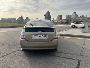 Toyota: Toyota Prius: 1.5 l | 2008 il Sedan