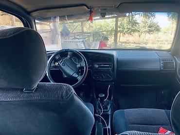 туризмо машина: Volkswagen Passat: 1996 г., 1.9 л, Механика, Дизель, Седан — 6