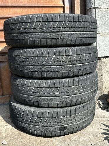 техническая резина: Шиналар 165 / 70 / R 14, Кыш, Комплект, Жеңил унаалар, Bridgestone