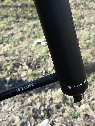 воздушный вилка: Вилка для МТБ RockShox Gold 35 RL 140mm. Состояние вилки:Идеальное — 7