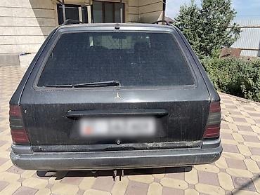 германия товары: Mercedes-Benz W124: 1994 г., Механика, Универсал — 5