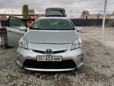 Toyota: Toyota Prius: 2014 г., 1.8 л, Автомат, Гибрид, Универсал