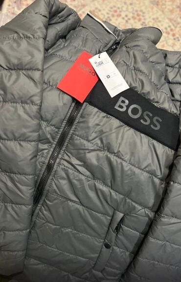 весенние кожаные куртки: Стеганая куртка BOSS (HUGO BOSS), серый цвет. - Материал: легкая