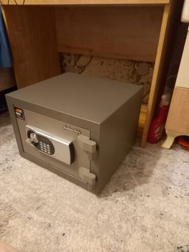 Paltaryuyan maşınlar: JumboSafe elektron seyf - Rəqəmsal klaviaturalı elektron kilid