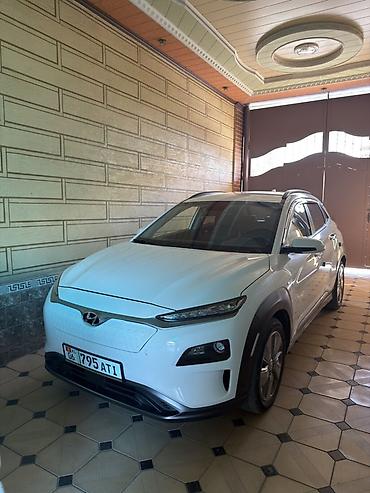 baic eu5: Hyundai Kona: 2021 г., Автомат, Электромобиль, Кроссовер — 1
