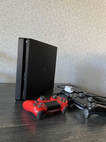 PS4 (Sony PlayStation 4): Продаю свою PS4 SLIM 500гб в хорошем состоянии! Не прошитая В