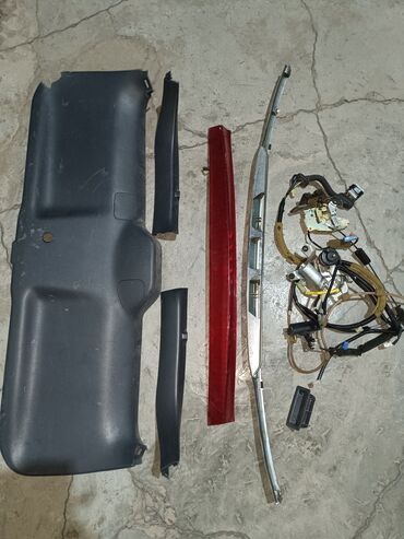 шторка на багажник: Багажниктин капкагынын коймосу Honda, Колдонулган, Оригинал