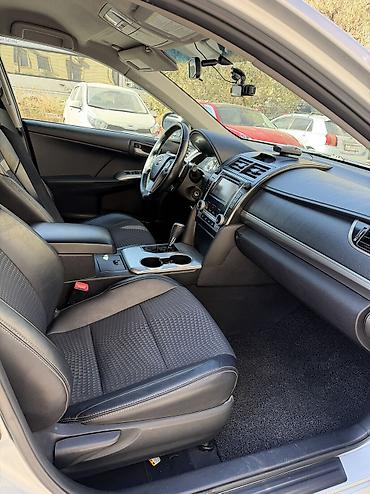 lixiang l6: Toyota Camry: 2012 г., Автомат, Бензин, Седан — 10