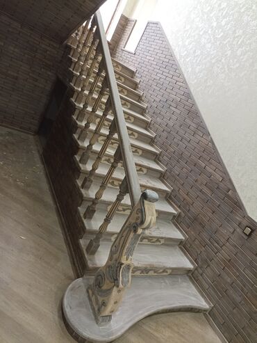 Mebel ustaları: Taxta isleri hər növ matrealdan qapı pilləkən mebel stol ve yataq — 11