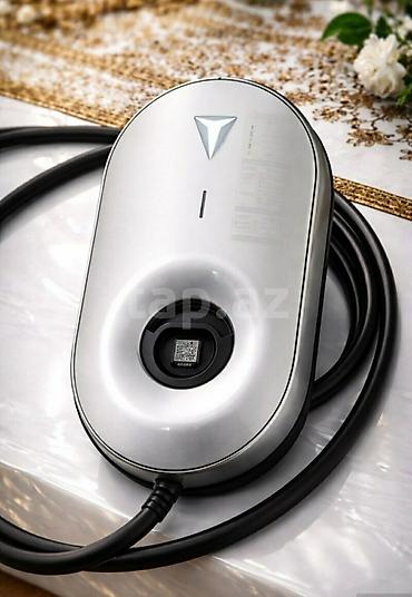 tesla charger: İphone 14 pro 15 pro modeli iləsə barter mümkündür üzərində mən — 2