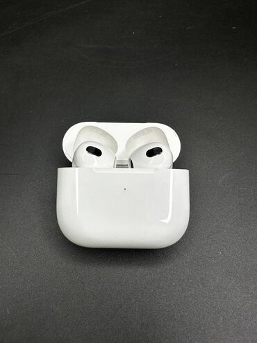 акустические системы apple с микрофоном: AirPods 3 Наушники встроен обновленный акустический чип. Качество