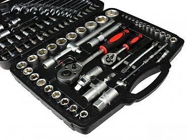 Setovi ručnog alata: Komplet alata u koferu – bogat set nasadnih gedora, bitova i ključeva — 1