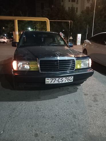 190 pribor: Mercedes-Benz 190 (W201): 1.5 l | 1992 il Sedan — 1