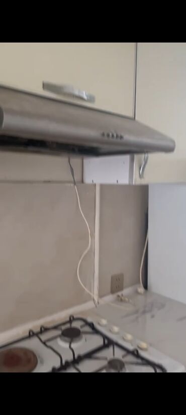 Uzunmüddətli kirayə evlər: 40 kv. m, 1 otaqlı, Su, İnternet, Telefon — 17