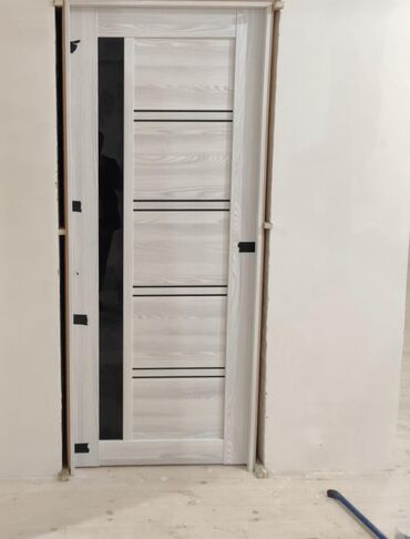 Otaq qapıları: Ekonom qapı 
Rusiya istehsalı
Zamok
Petlələr
Çərçivələri
Naliçniklər — 21