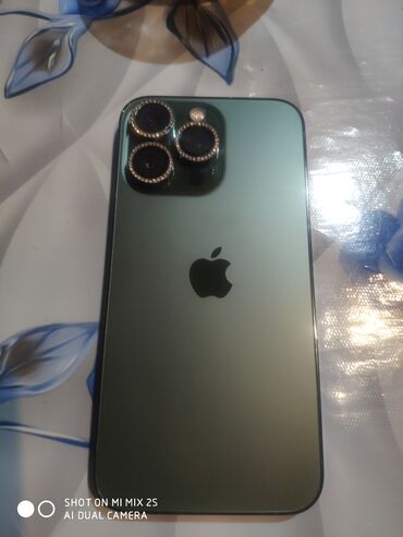 iphone 11 yaşıl: IPhone 13 Pro, Yaşıl