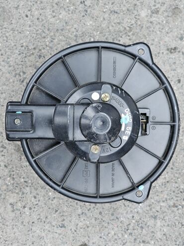 Электрические моторчики: Электрический моторчик Daihatsu 2004 г., Б/у, Оригинал, Германия — 2