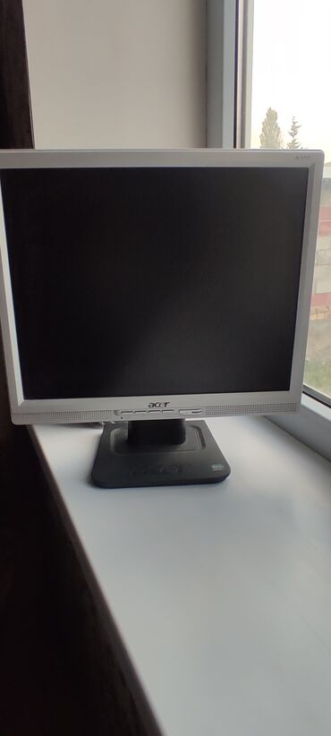 реклама на led мониторе: Монитор, Acer, Б/у, LCD, 16" - 17"