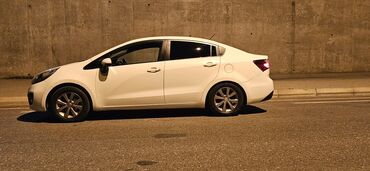 Kia: Kia Rio: 1.4 l | 2012 il Sedan — 11