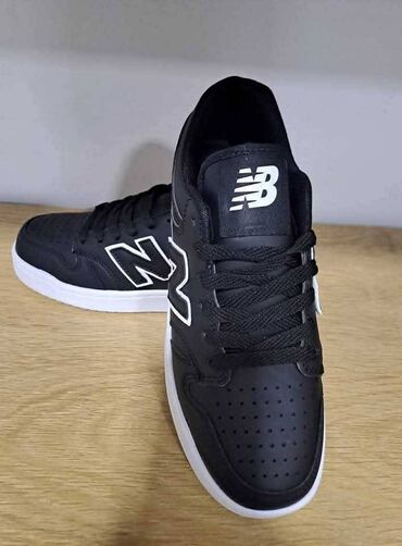 nike react patike: New Balance, 41, color - Black