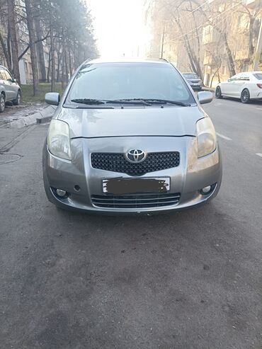 toyota yaris 2007: Toyota Yaris: 2008 г., 1.3 л, Робот, Бензин