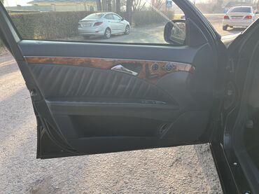 Mercedes-Benz: Mercedes-Benz E-Class: 2006 г., 3.2 л, Автомат, Бензин, Седан — 24