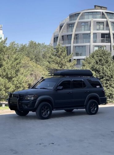 обмен на частный дом: Toyota Sequoia: 2004 г., 4.7 л, Автомат, Газ, Внедорожник