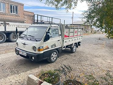 sen sulu: Hyundai Porter — срочно продаётся 650000 сома Основные — 2