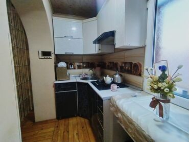 Uzunmüddətli kirayə mənzillər: Mənzil – 2 otaqlı, zövqlə dizayn edilmiş - Yataq otağı: Yumşaq — 4