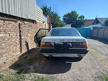 smart open: Audi 100: 1985 г., 1.8 л, Механика, Бензин, Седан — 6