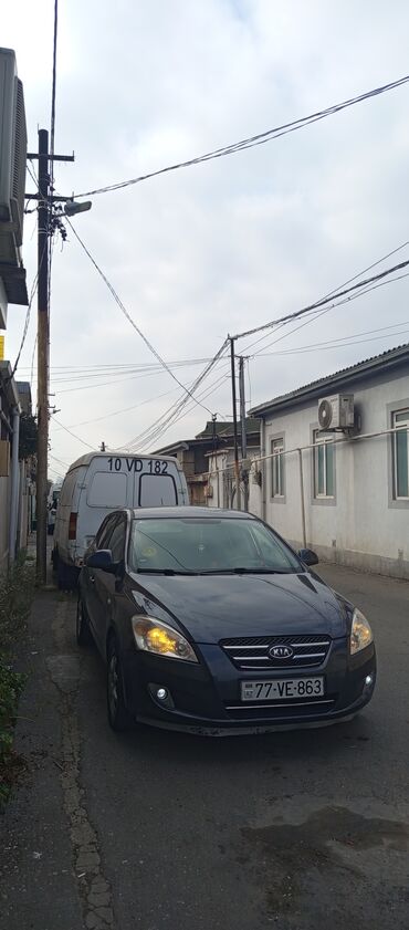Kia: Kia Ceed: 1.4 l | 2009 il Hetçbek — 2