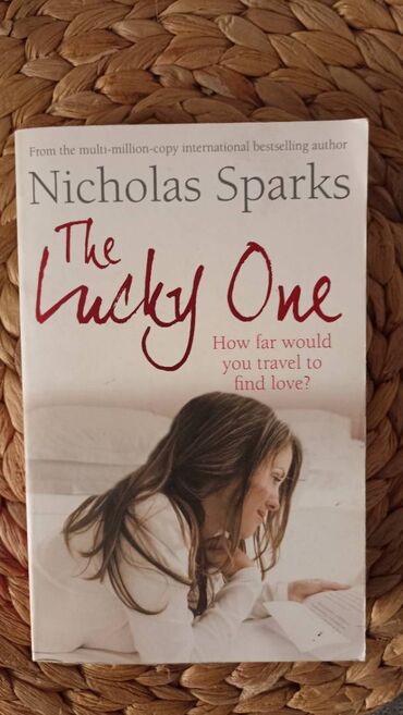 one punch man: Nikolas Sparks "The lucky one"
Книга в отличном состояние
Цена 10 ман