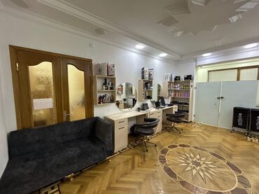 Salon, tibbi mebel dəsti: Bakı şeheri Nerimanov rayonu Nerimanov metrosu yaxınında 85 kv — 6