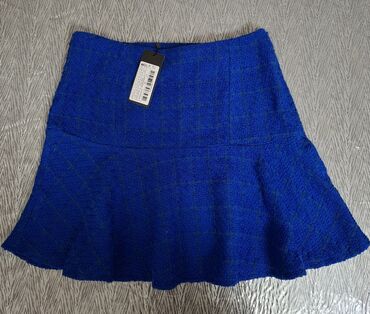 Ətəklər: Yeni kimi yubkalar hər biri 5 manat.S-M L razmer.Əla — 3