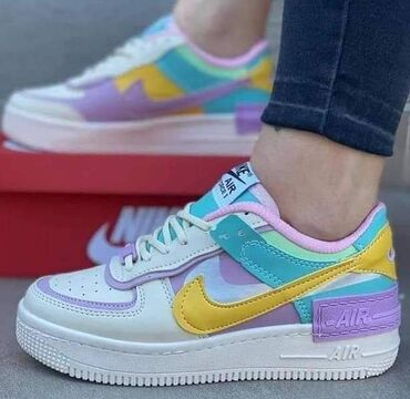 Women's Sneakers and athletic shoes: 38 — 6