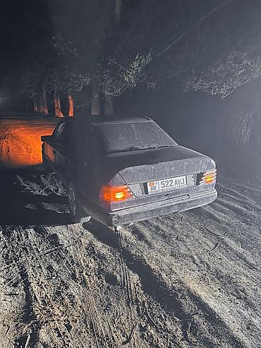 Mercedes-Benz: Mercedes-Benz W124: 1989 г., 2.6 л, Механика, Бензин — 2